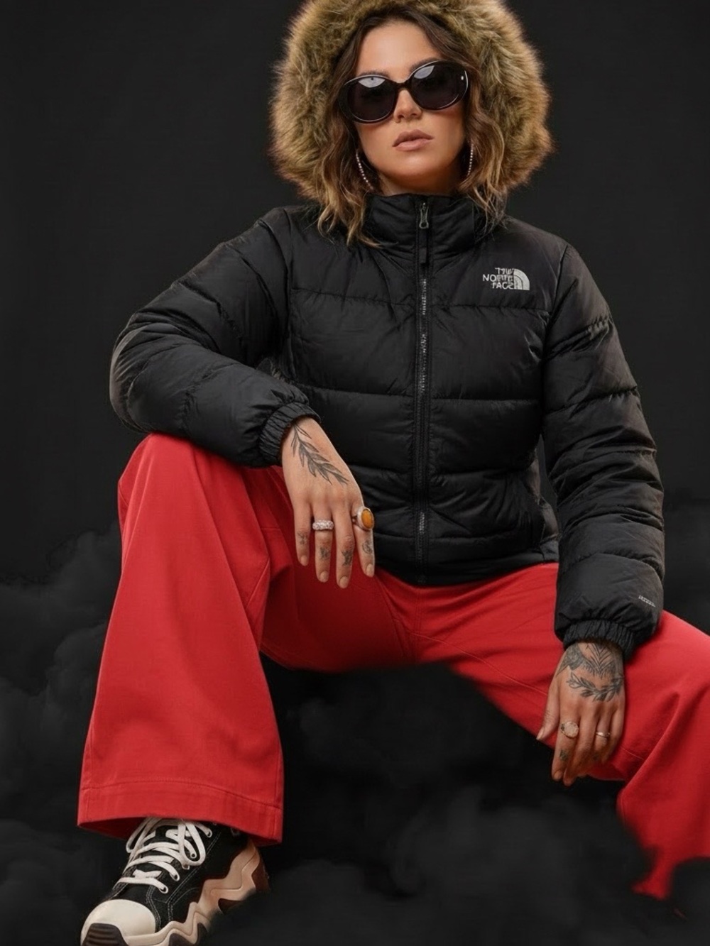The North Face Black Women's Puffer Jacket with Faux-Fur Trimmed Hood Sz M